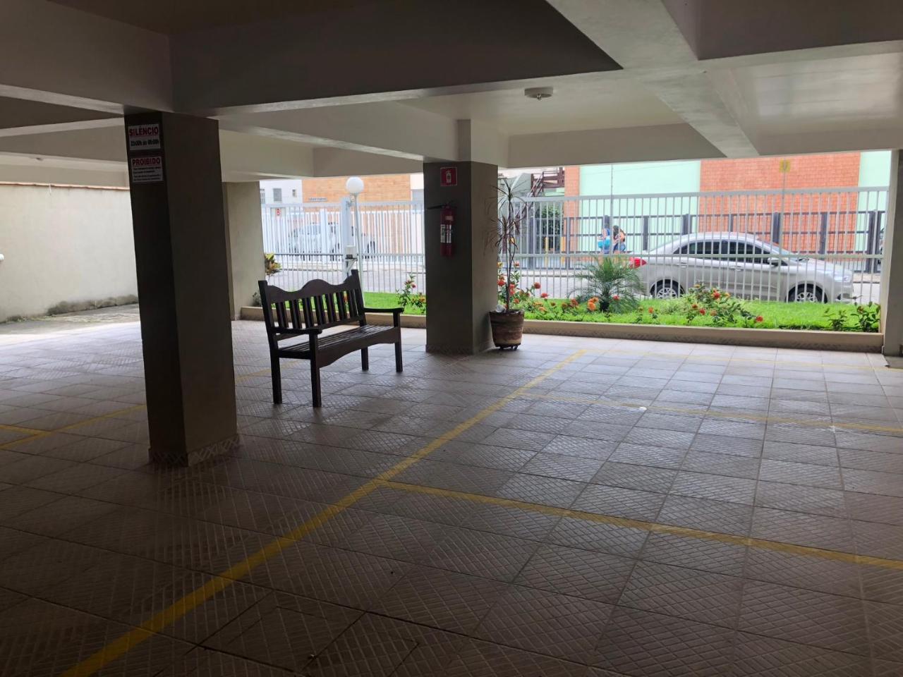 Otimo Apartamento Em Ubatuba A 50 Mts Da Praia Leilighet Eksteriør bilde